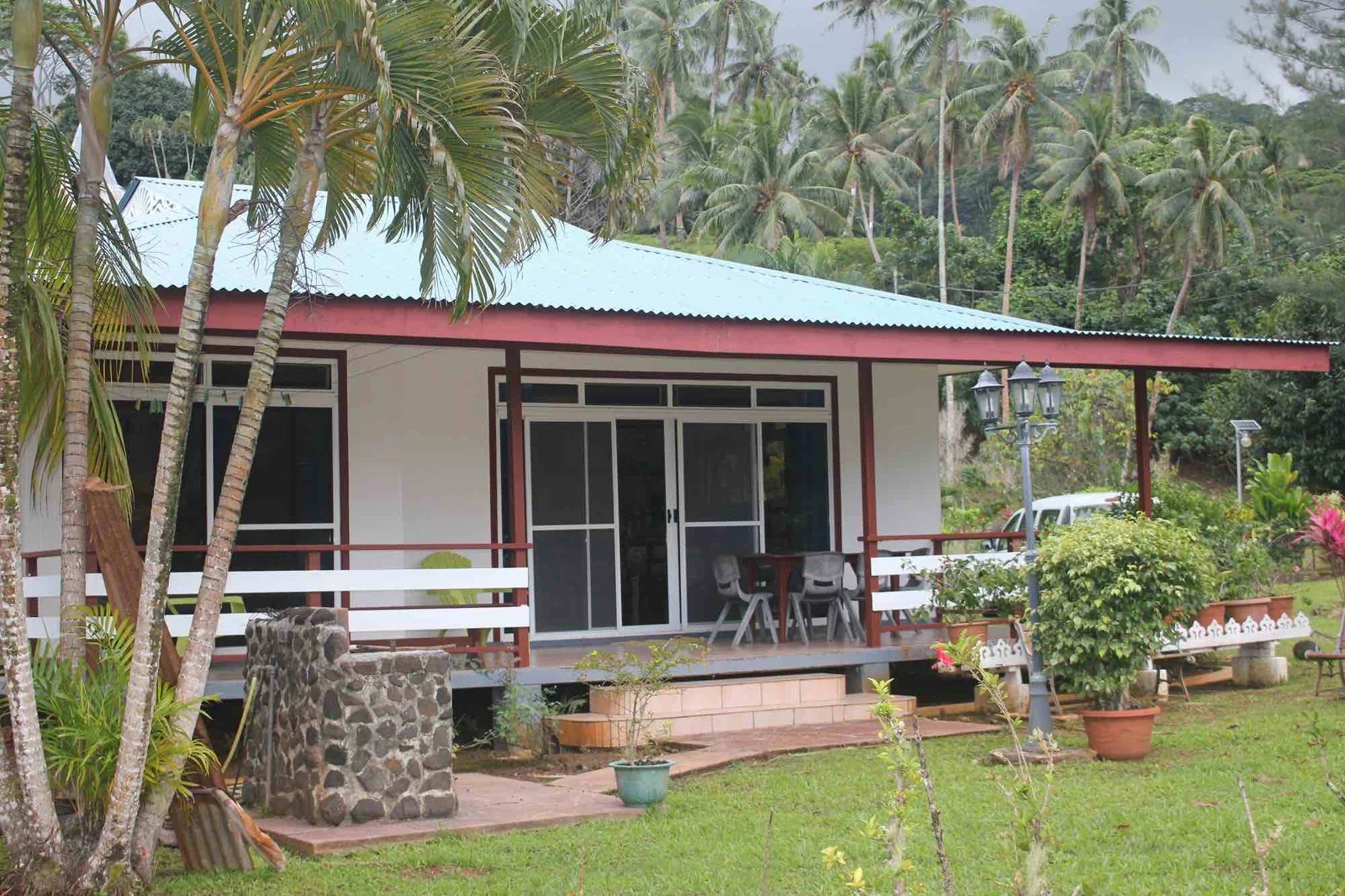 Terrasse couverte d’une villa Huahine Vacances