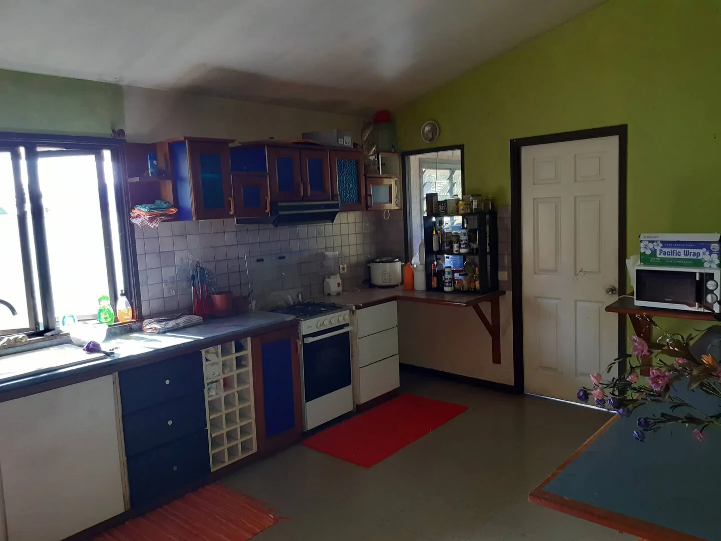 Cuisine partagée de la Pension Poe Huahine